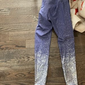 Beyond Yoga Alloy Ombre Midi Legging XS  Violet